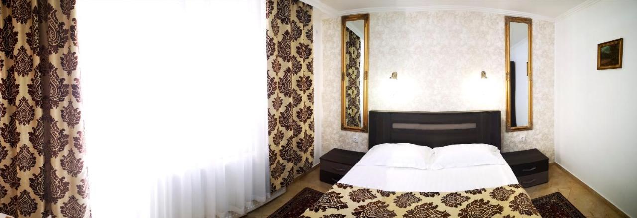 Panzio Status Apartment *