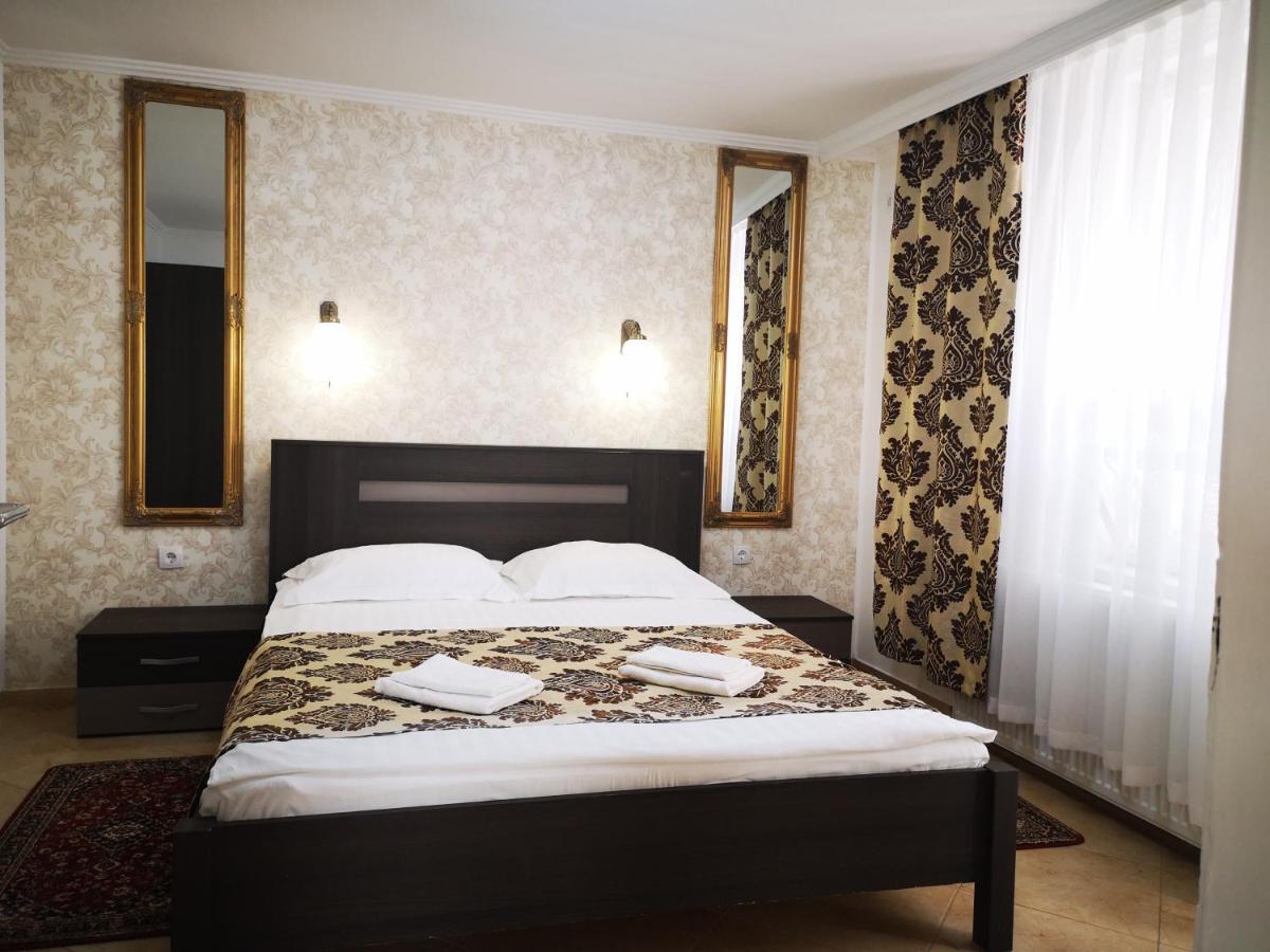 Panzio Status Apartment