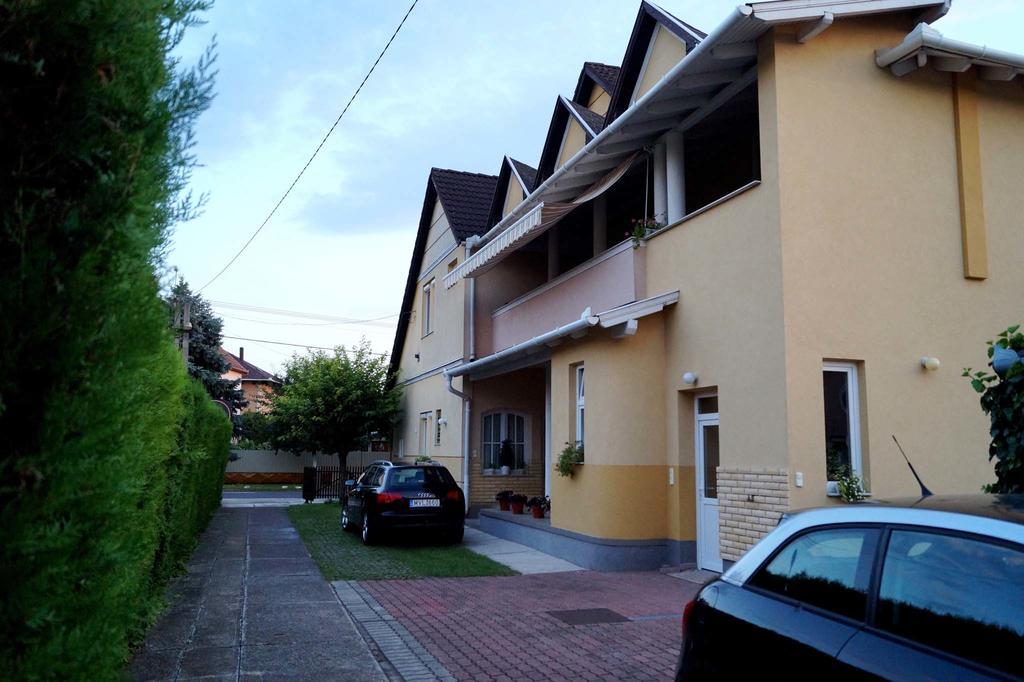 Panzio Status Apartment Hajduszoboszlo